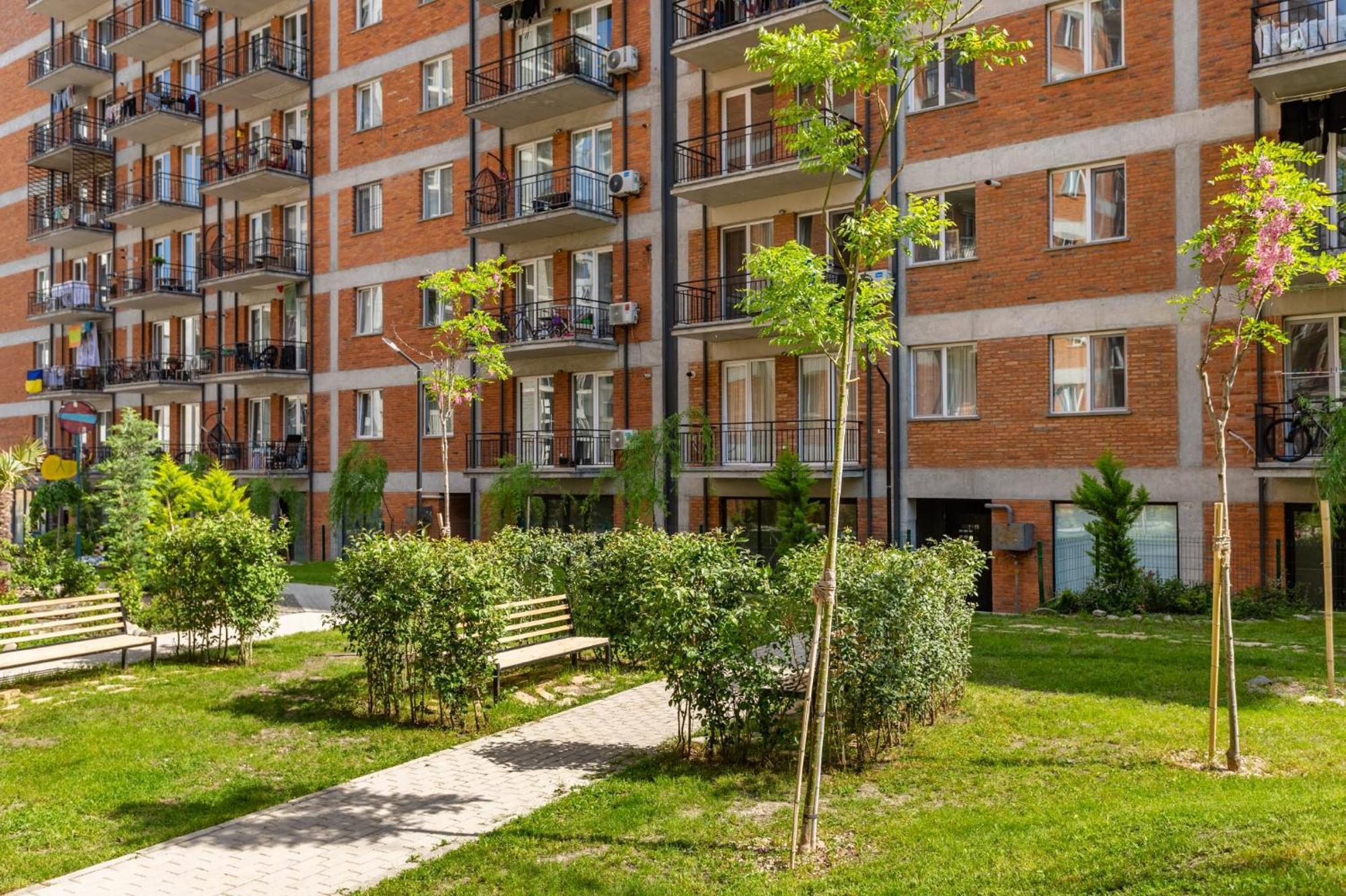 Feels Like - 2-bedroom At Jikia House Апартаменты